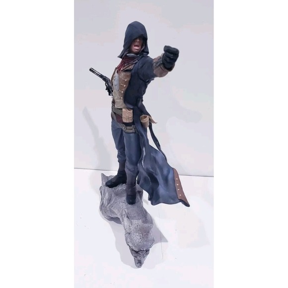 Assassins Creed Unity Arno Dorian Figure Ubisoft Collectibles Statue Figure - Picture 2 of 5